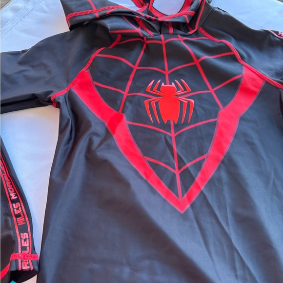 Marvel Black and Red Spider-Man Kids hoodie - Picture 3 of 5